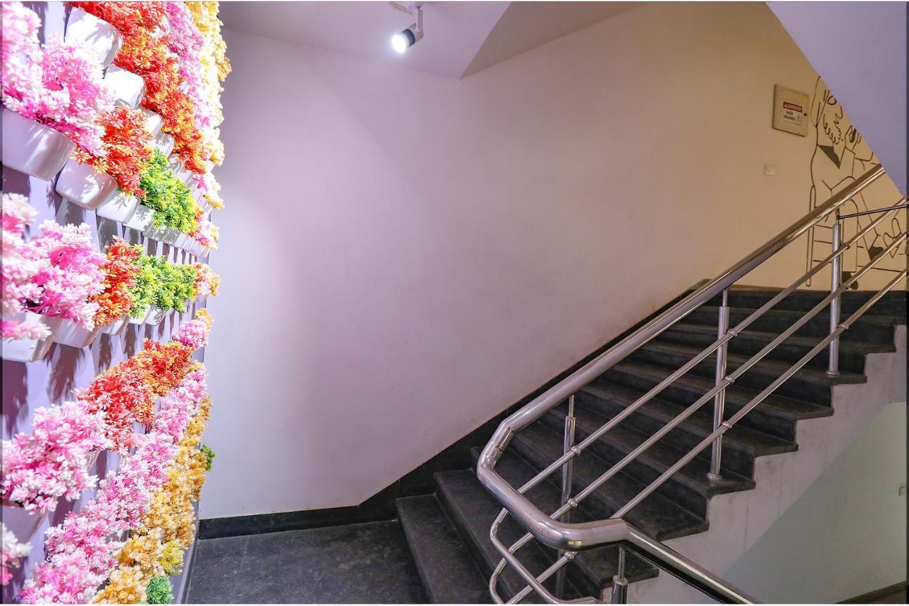 Fabhotel Chattarpur Enclave 新德里 外观 照片